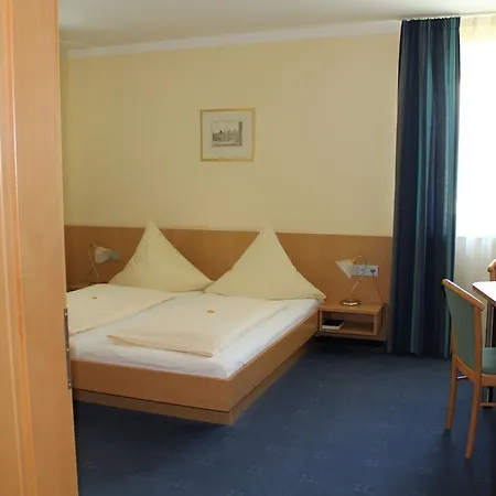 Heike Garni 3* Guenzburg
